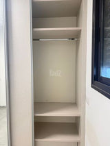 ארון בגדים