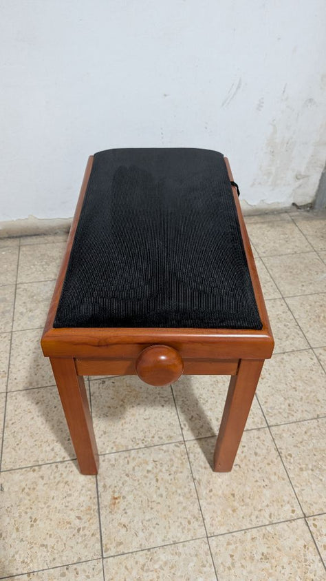 כסא פסנתר