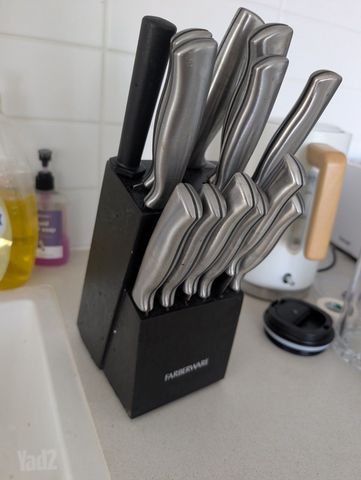 סט סכינים Farberware עם מעמד