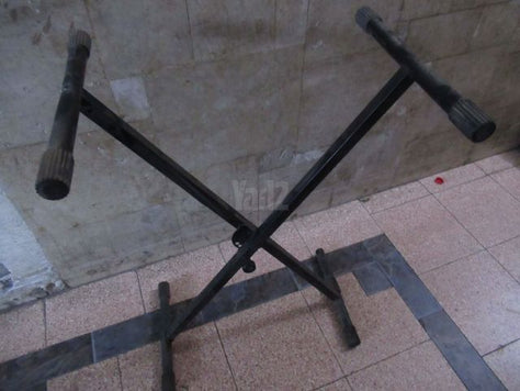 סטנד לקלידים