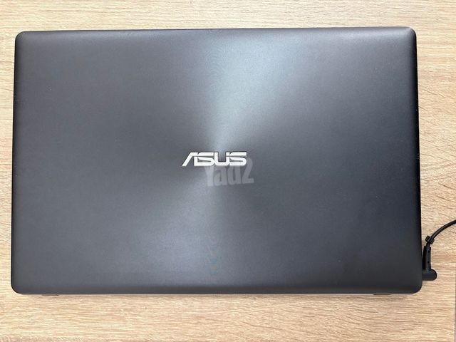 מחשב נייד Asus