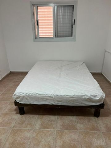מזרן 1.60 על 1.90
