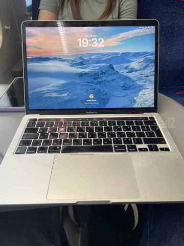 Macbook Pro M2
