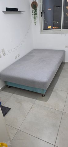 מיטה וחצי