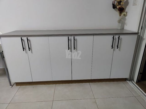ארון שוכב