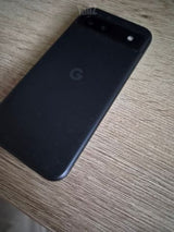 Pixel 8a כמו חדש עם כיסוי