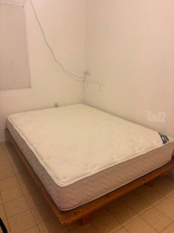 מזרן זוגי כחדש!!