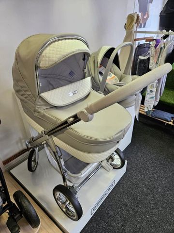 עגלת תינוק bebe car