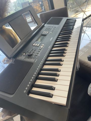 Yamaha PSR-E373 אורגן