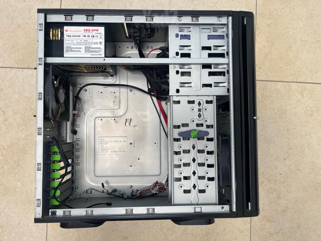 מארזThermaltake SopranoRS+ספק
