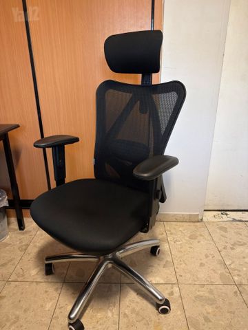 כיסא sihoo m18