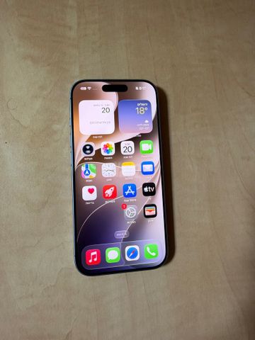 אייפון 17 Iphone