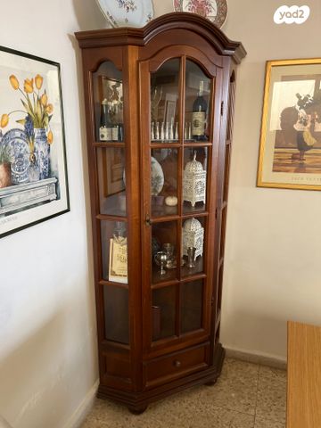 ויטרינה פינתית