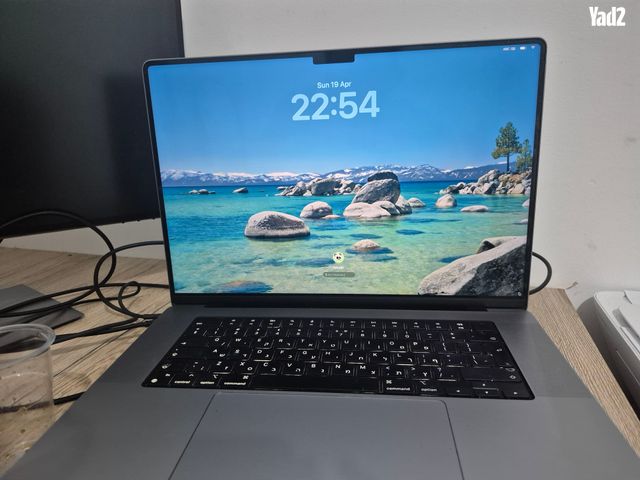 MacBook pro m2