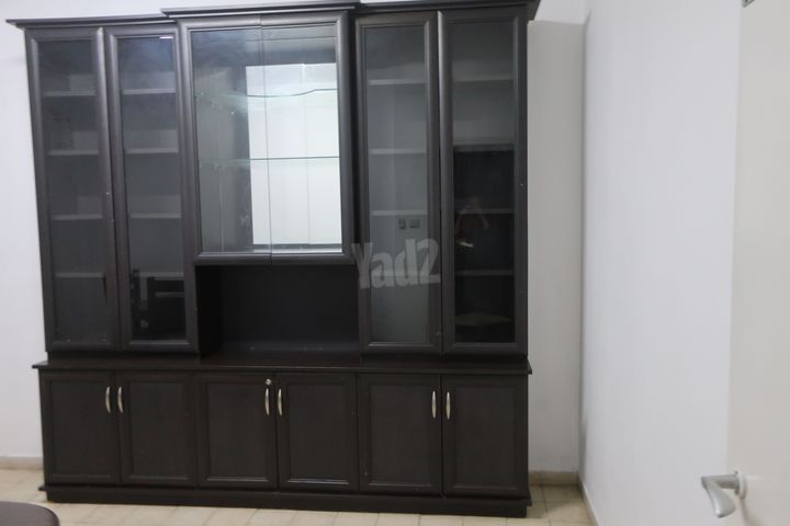 ארון ספרים