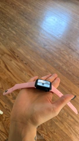 Apple Watch Series 7 כמו חדש!
