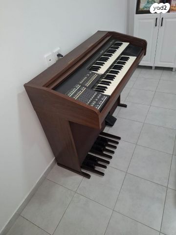 פסנתר חשמלי