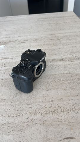 גוף מצלמה Panasonic Lumix GH4