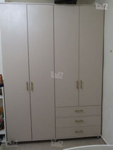 ארון בגדים 4 דלתות באורך 1.7