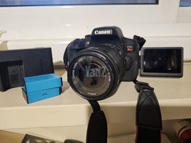 מצלמה CANON EOS REBEL T6I/750D