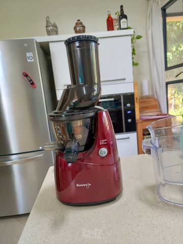 מסחטת מיצים Kuvings
