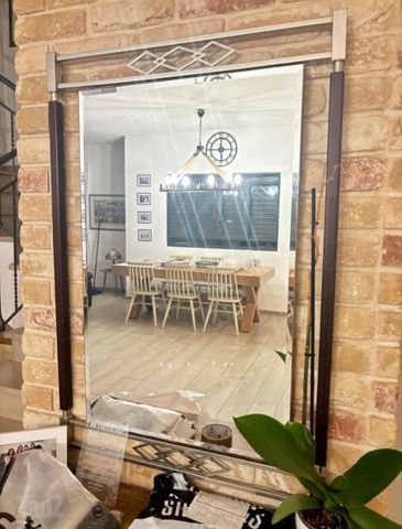 מראה מתכת Natuzzi