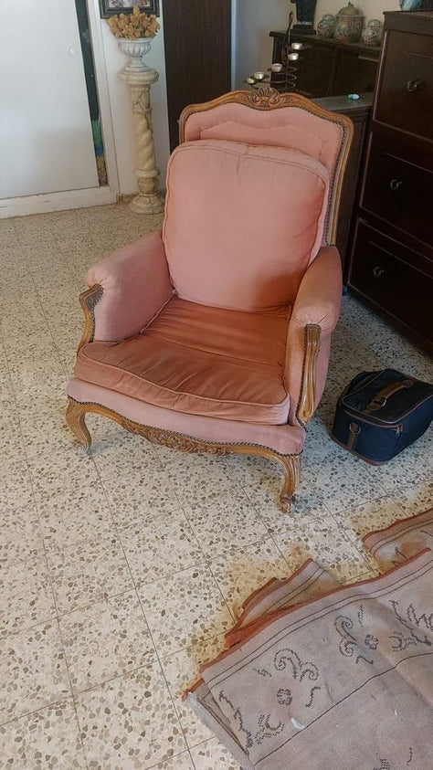 כורסת בד ועץ
