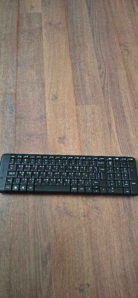 מקלדת Logitech קטנה