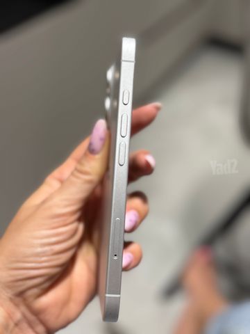 iPhone 16 256GB – כמו חדש!