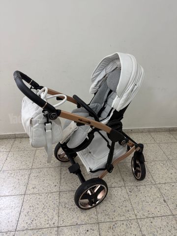 עגלת תינוקות