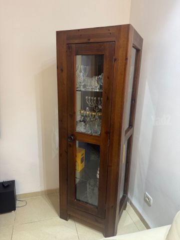 ארון ויטרינה