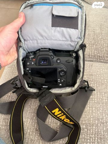 מצלמה D7100