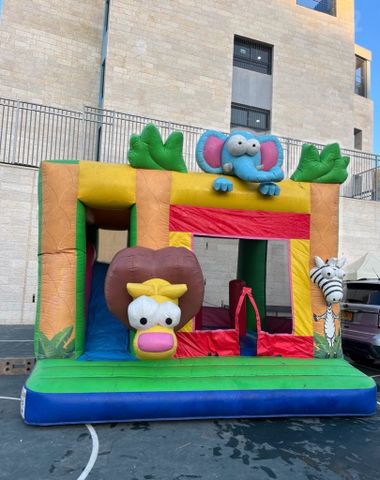 מתנפחים