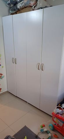 ארון 4 דלתות