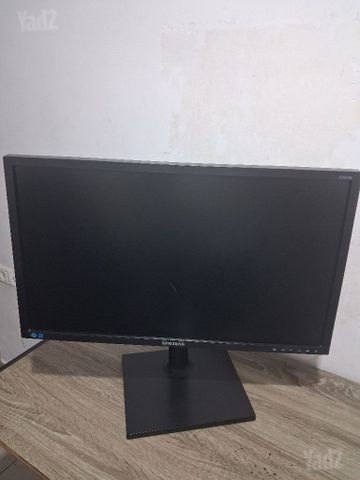 מסך Samsung S24E450M 24" LED