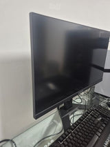 מסך 4k 144hz 1ms של gigabyte