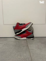 Jordan 3 Fire Red רטרו
