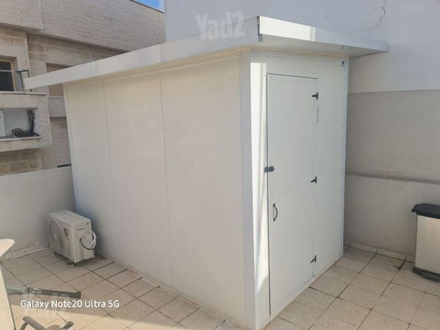 מחסן פנל מבודד