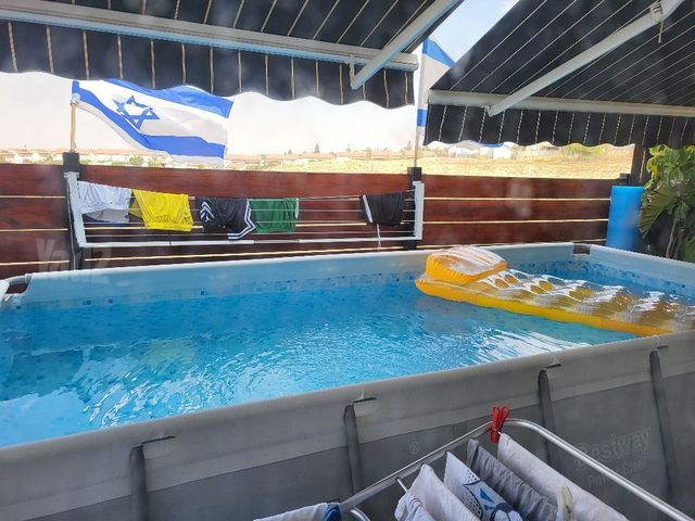 בריכה