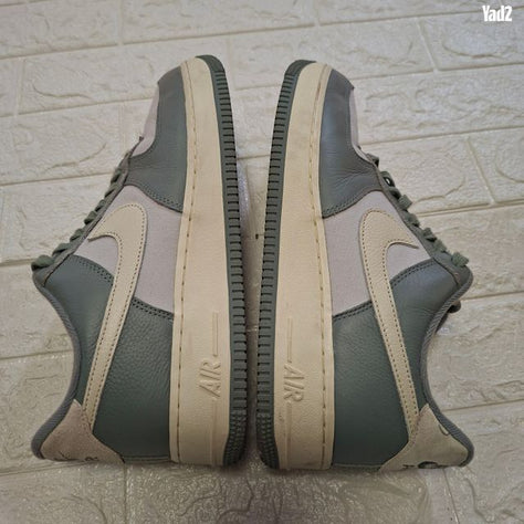 נעלי  Nike Air Force 1 '07 LX