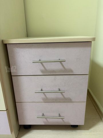 שולחן