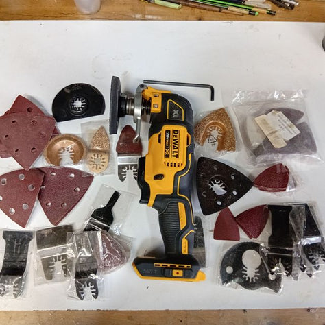 מולטיטול נטען DEWALT