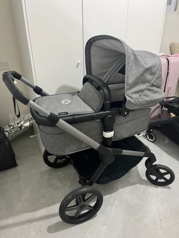 Bugaboo Fox 5 אפור/שחור