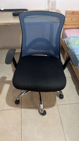 כיסא משרדי