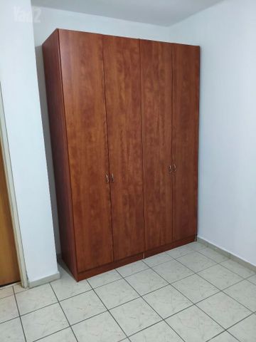 ארון בגדים