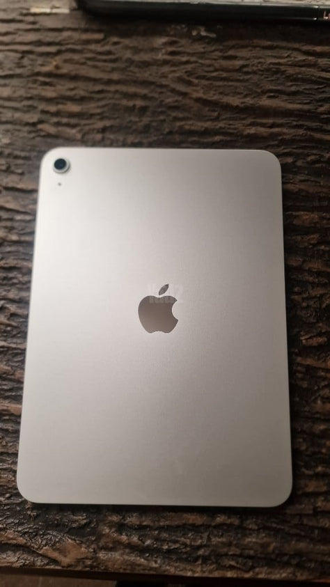 iPad  A 16