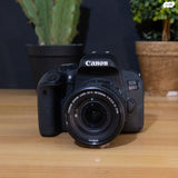 Canon EOS 800D + שתי עדשות