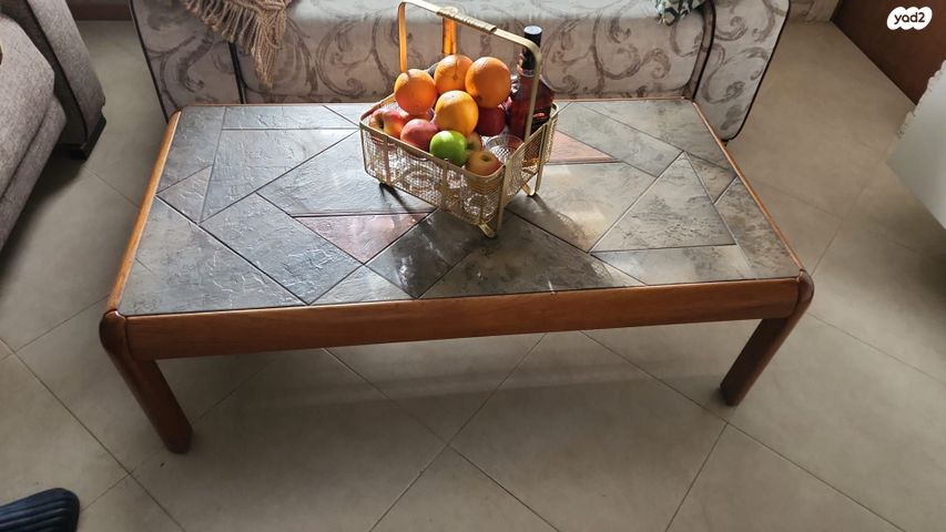 שולחן לסלון