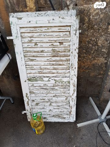 תריסים מעץ