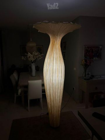 MORNING GLORY FLOOR LAMP